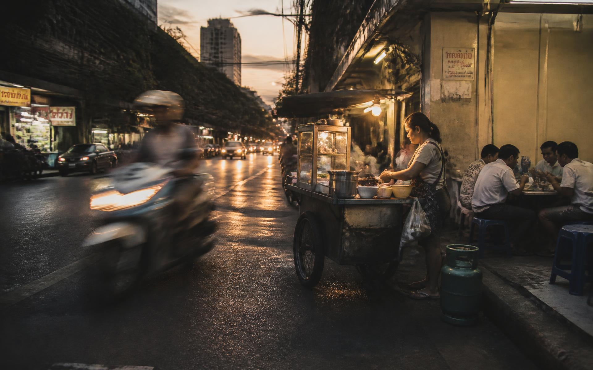 The last noodle cart on Soi 38